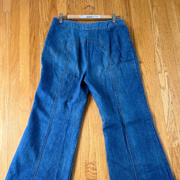 70s Vintage High Waisted Wide Leg Denim Jeans - Picture 4 of 9